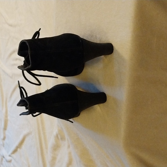 Women's Black Suede-Look Lace Up Ankle Boots, Size 7 - Picture 3 of 4